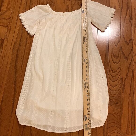 Taylor and Sage size Small white eyelet dress with lining - Picture 8 of 10